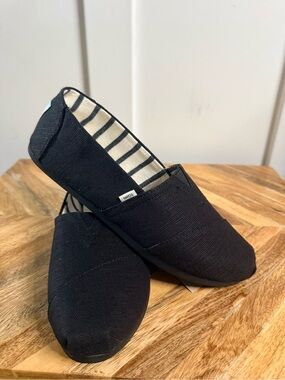 TOMS Women’s Alpargata Black Canvas Slip-On Shoes Size 8 NWT